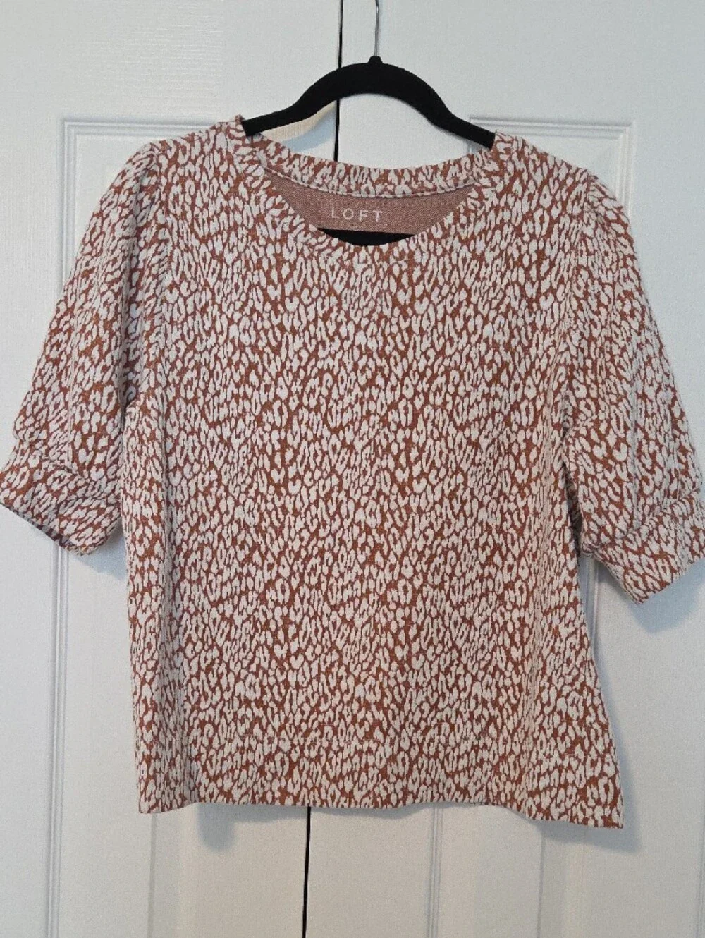 LOFT Leopard Print Short Sleeve Top Size: XL